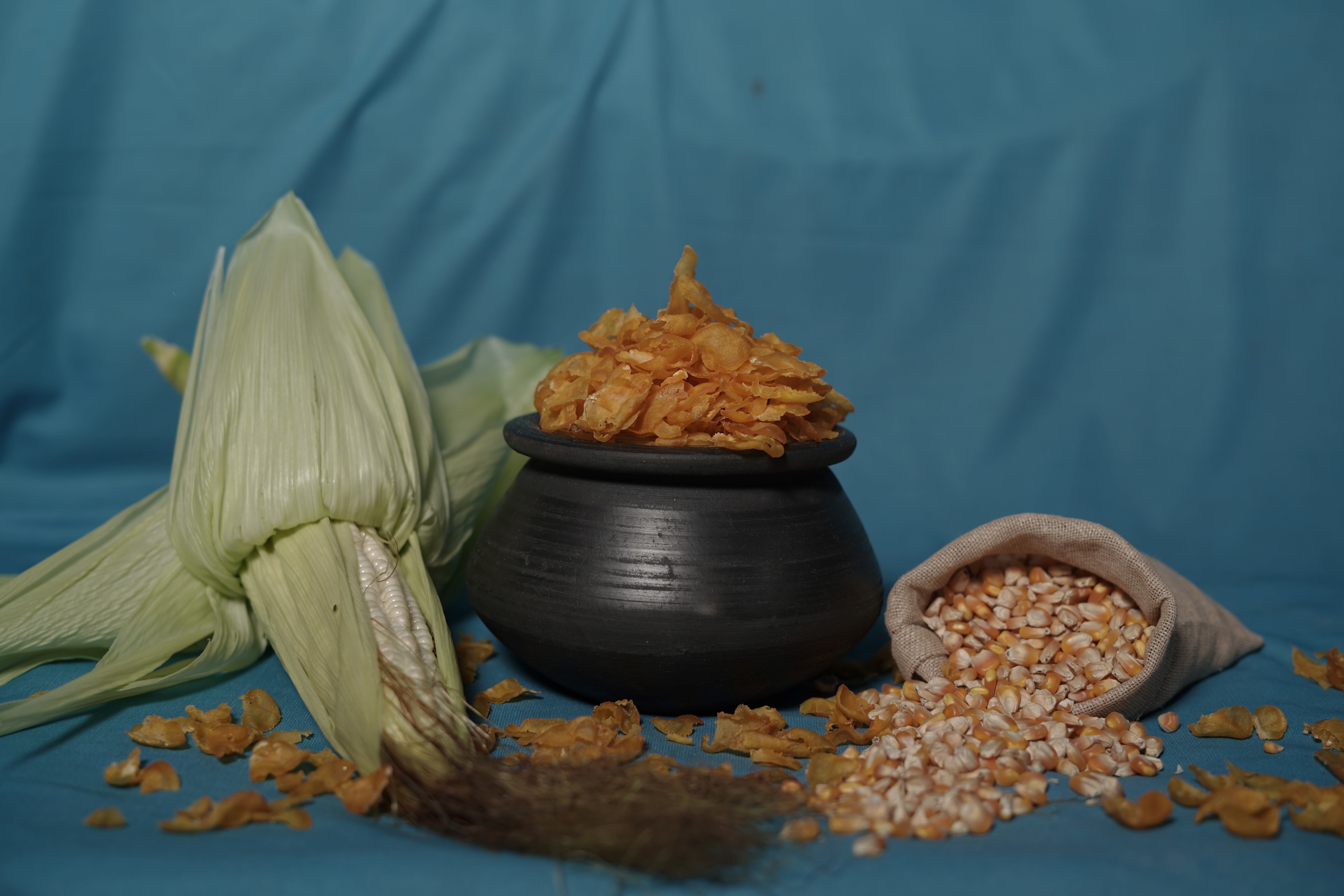 raw maka [corn] flakes