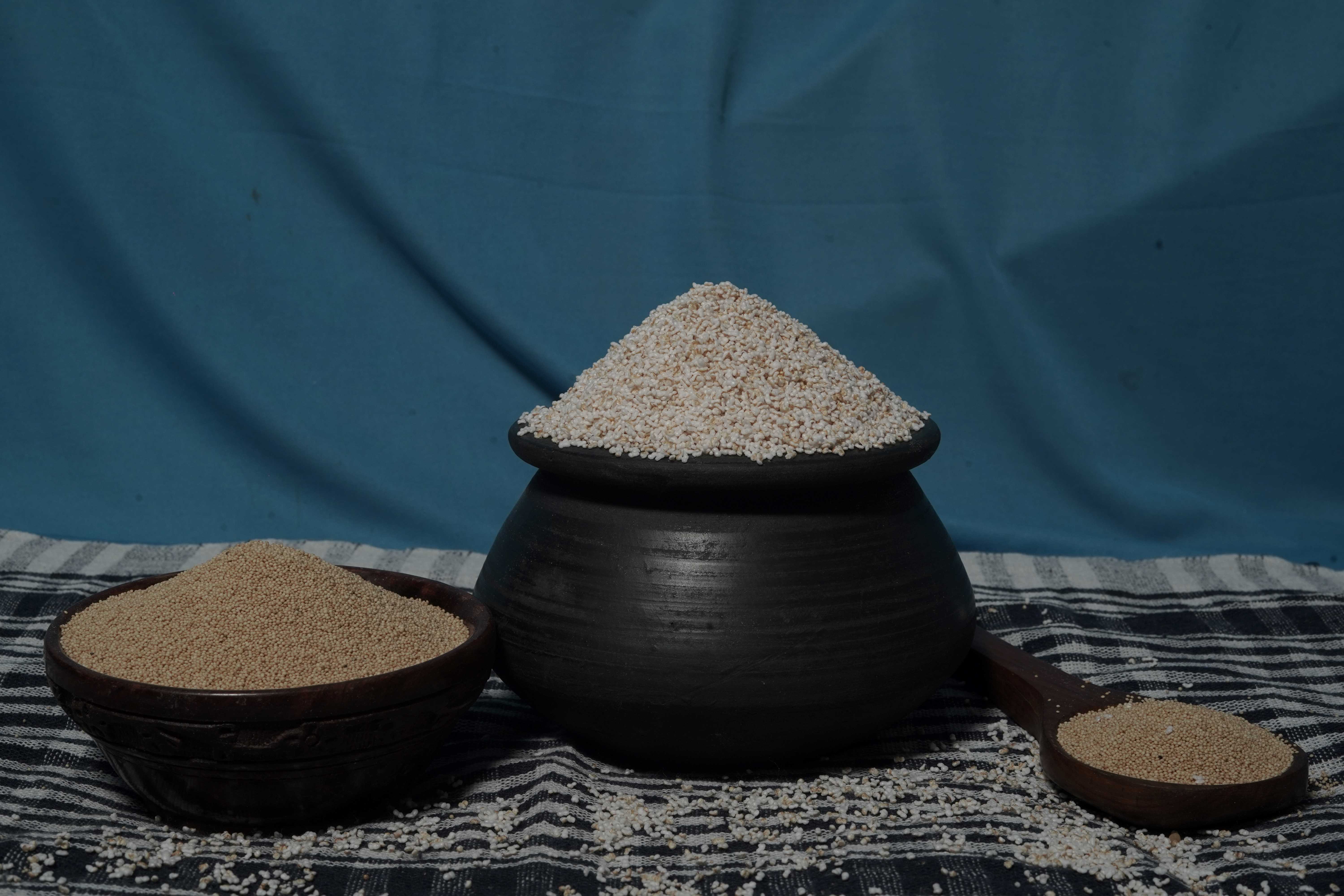 roasted rajigara [amaranth] flakes